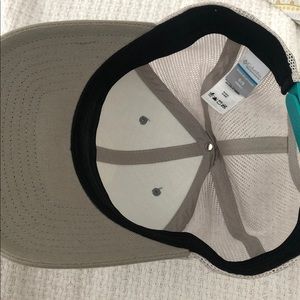 columbia hat